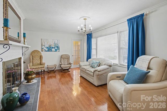 24 Church Street, Weaverville, NC 28787