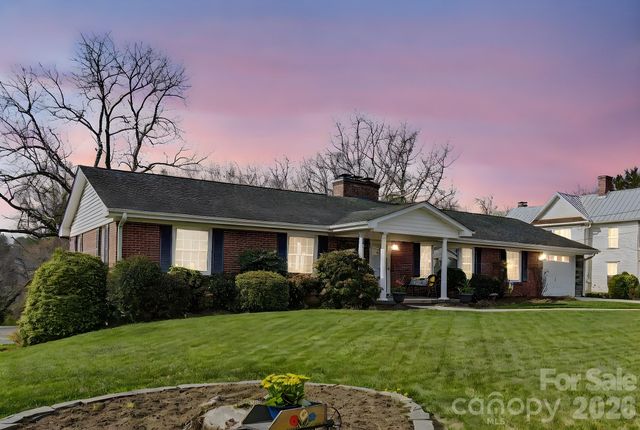 24 Church Street, Weaverville, NC 28787