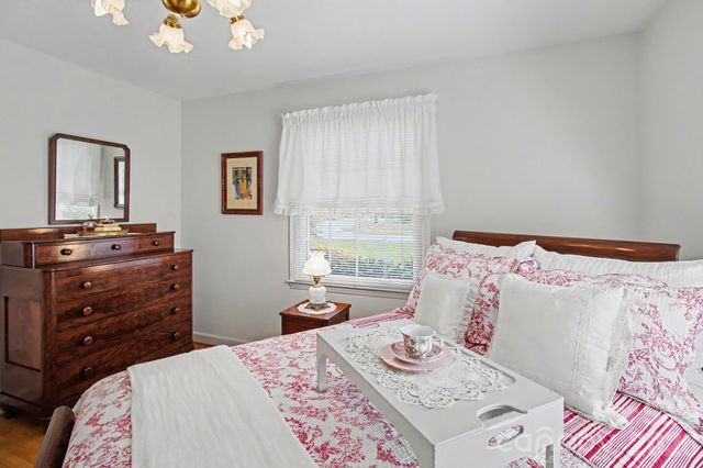 24 Church Street, Weaverville, NC 28787