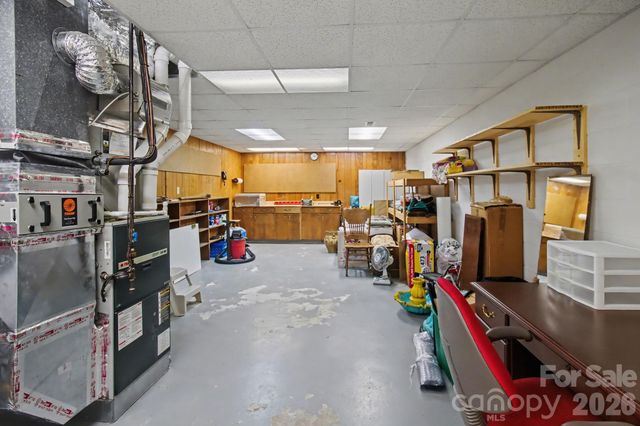 24 Church Street, Weaverville, NC 28787