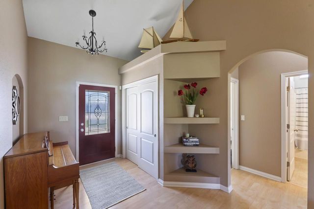N86W27678 Meadowview COURT, Hartland, WI 53029