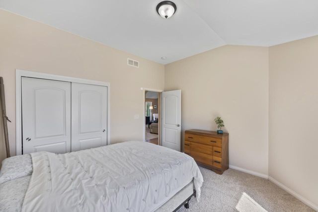 N86W27678 Meadowview COURT, Hartland, WI 53029