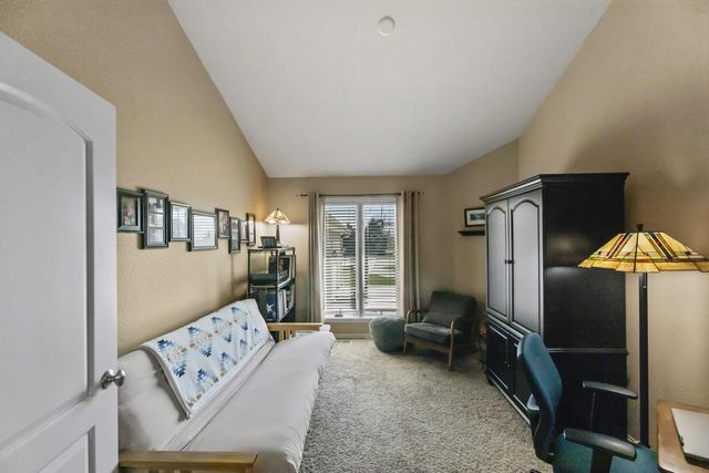 N86W27678 Meadowview COURT, Hartland, WI 53029