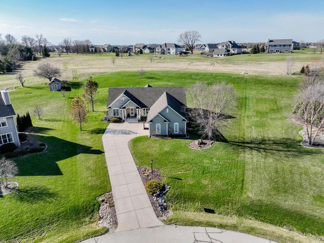 N86W27678 Meadowview COURT, Hartland, WI 53029