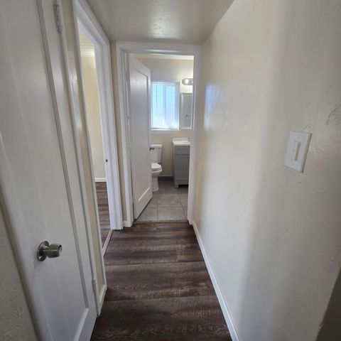 646 W Terrace Avenue, Fresno, CA 93705