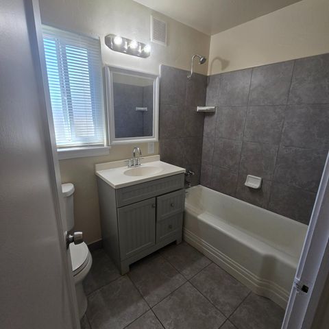 646 W Terrace Avenue, Fresno, CA 93705