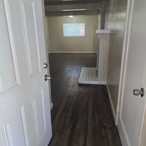 646 W Terrace Avenue, Fresno, CA 93705