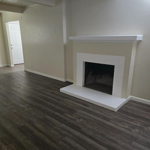 646 W Terrace Avenue, Fresno, CA 93705