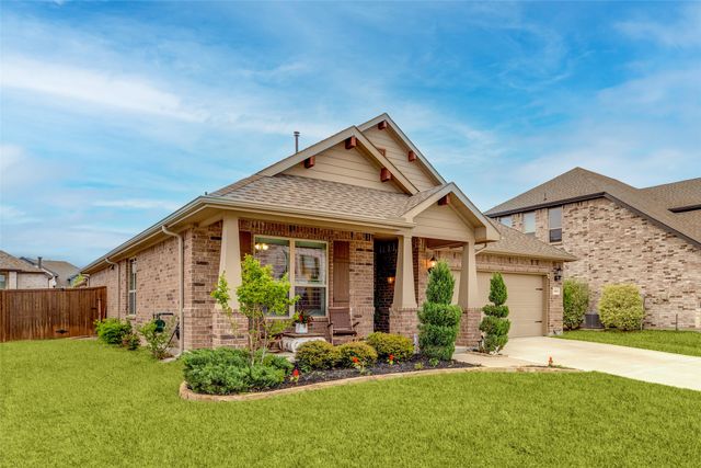 2800 Lakeside Drive, Aubrey, TX 76227