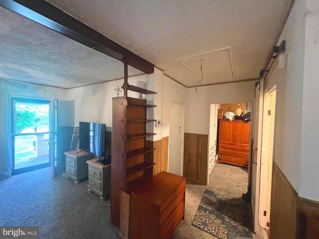 323 RICHMOND ST, Keyser, WV 26726