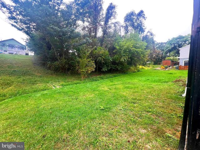 323 RICHMOND ST, Keyser, WV 26726