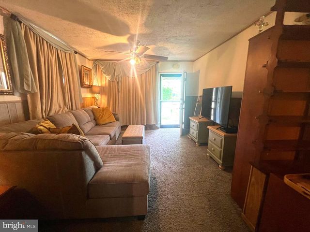 323 RICHMOND ST, Keyser, WV 26726