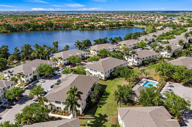 257 CAPE HARBOUR LOOP 101, Bradenton, FL 34212
