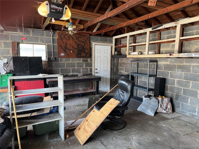 15263 Horger, Allen Park, MI 48101