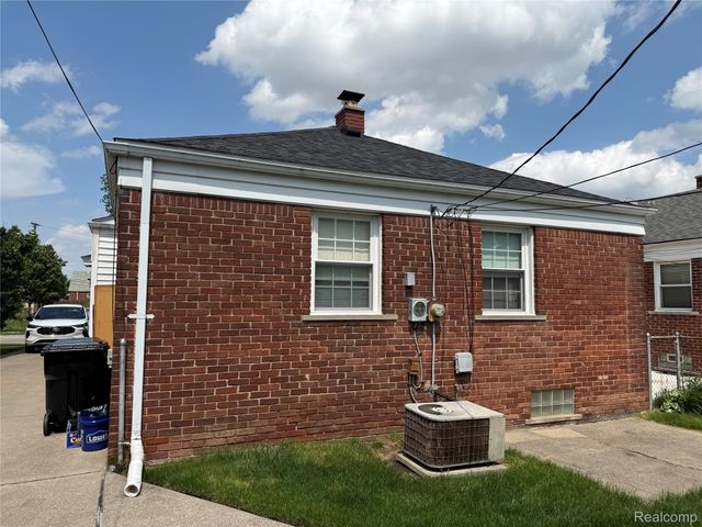 15263 Horger, Allen Park, MI 48101