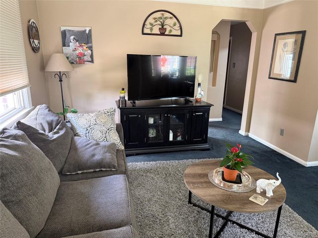 15263 Horger, Allen Park, MI 48101