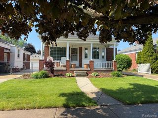 15263 Horger, Allen Park, MI 48101