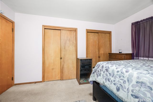 2757 Vassar Drive, Grand Rapids, MI 49506