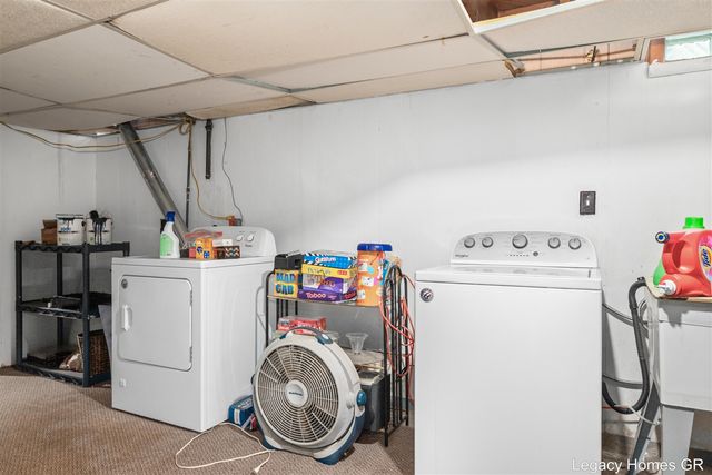 2757 Vassar Drive, Grand Rapids, MI 49506