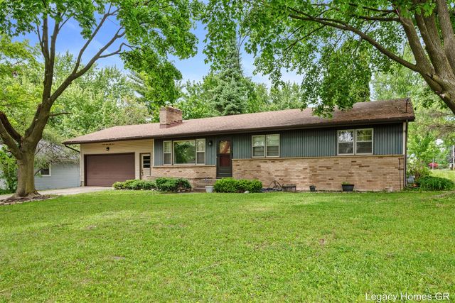 2757 Vassar Drive, Grand Rapids, MI 49506