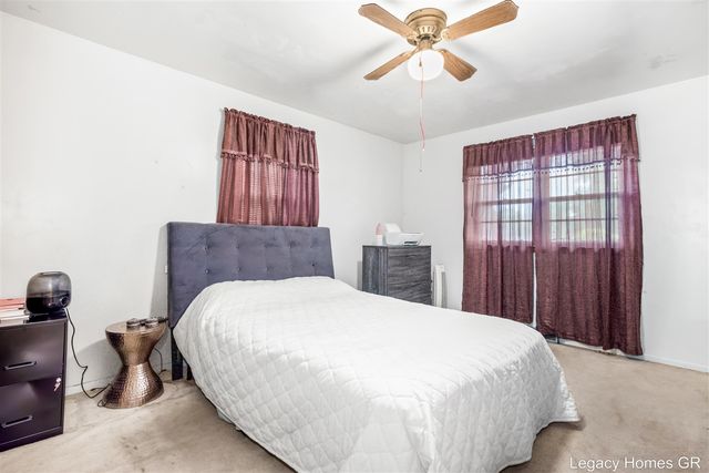 2757 Vassar Drive, Grand Rapids, MI 49506