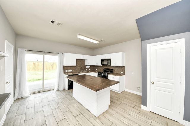 7515 Morgan Ranch Trail, Humble, TX 77338