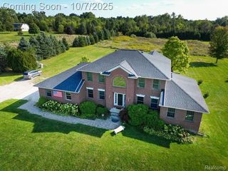 8660 Spicer Road, Green Oak Township, MI 48116