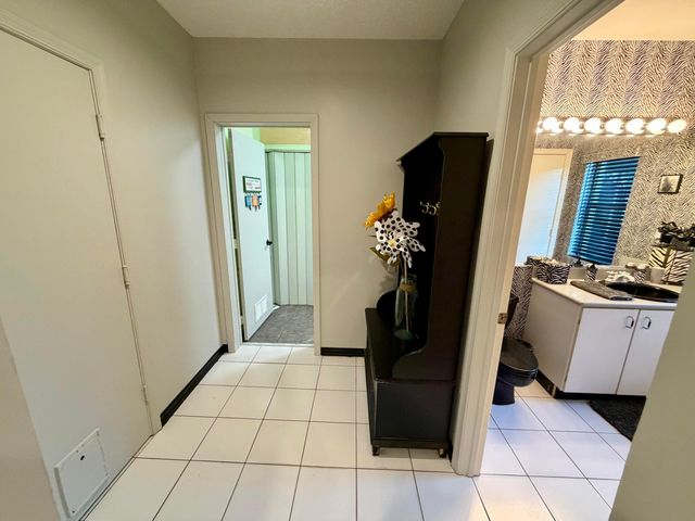 10319 Grove Street, Cooper City, FL 33328