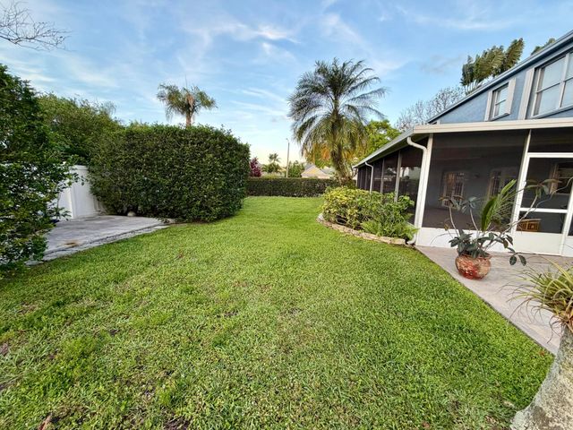 10319 Grove Street, Cooper City, FL 33328