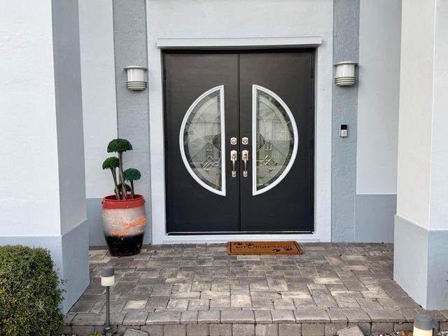 10319 Grove Street, Cooper City, FL 33328