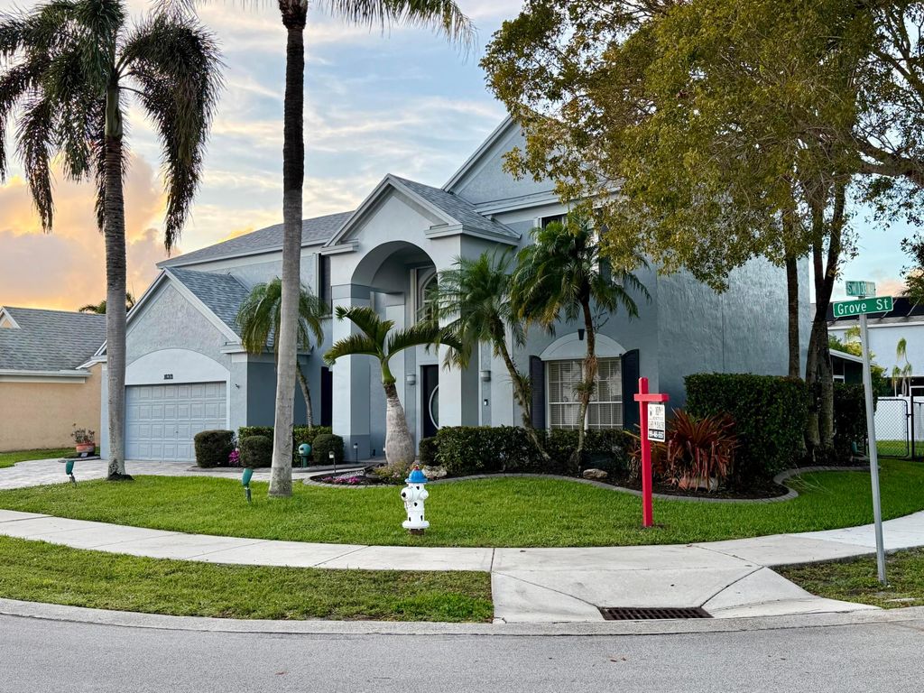 10319 Grove Street, Cooper City, FL 33328