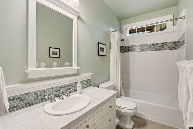 7310 S HATCH Rd, Spokane, WA 99224