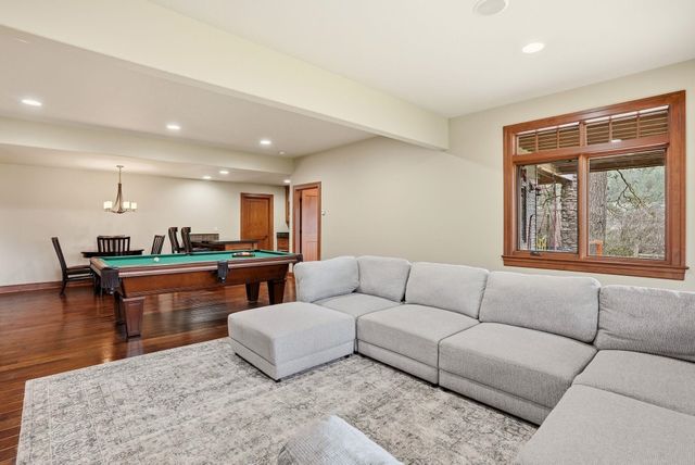 7310 S HATCH Rd, Spokane, WA 99224