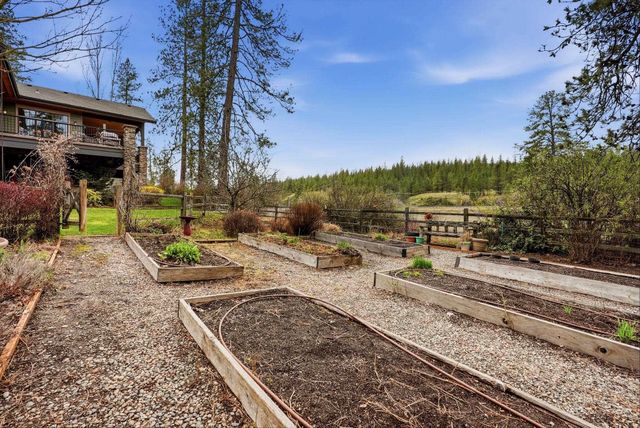 7310 S HATCH Rd, Spokane, WA 99224