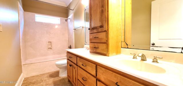 2521 Promenade Boulevard, Ocean Springs, MS 39564