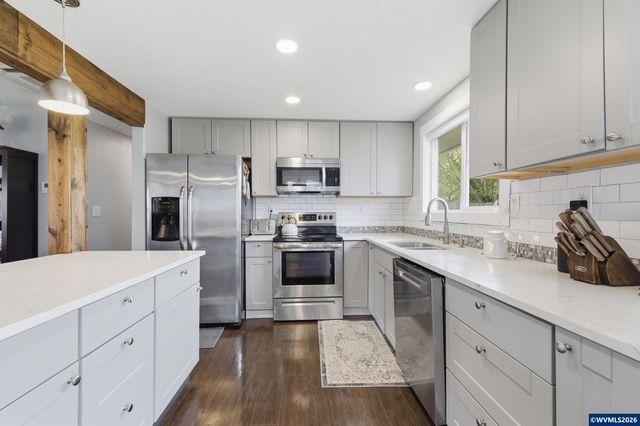 4305 Batting St NE, Keizer, OR 97303