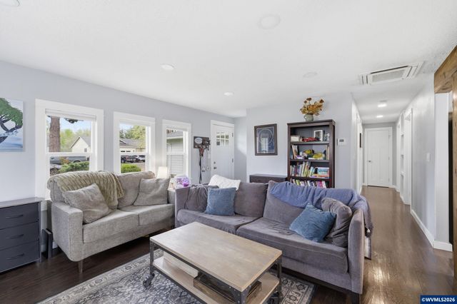 4305 Batting St NE, Keizer, OR 97303