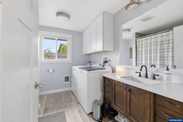 4305 Batting St NE, Keizer, OR 97303