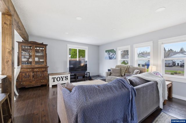 4305 Batting St NE, Keizer, OR 97303