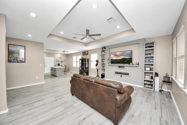 6543 Crestford Lane, Pasadena, TX 77505