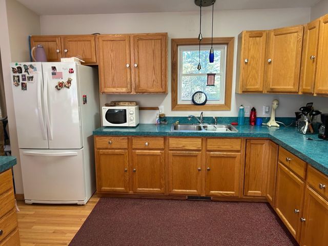 320 Williams Street, Perry, MI 48872