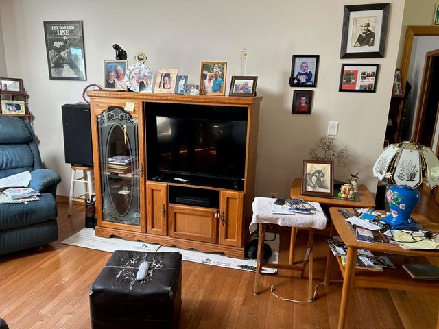 320 Williams Street, Perry, MI 48872