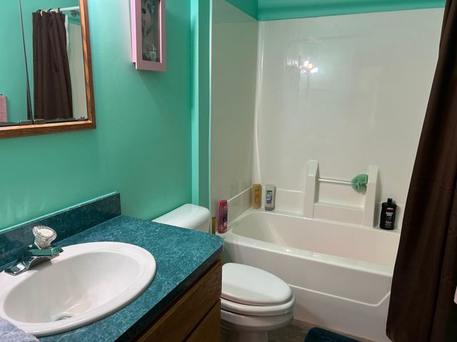 320 Williams Street, Perry, MI 48872