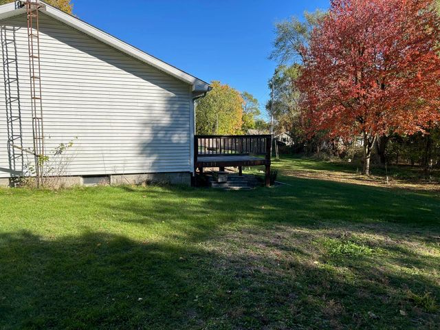 320 Williams Street, Perry, MI 48872