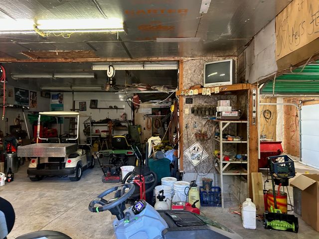 320 Williams Street, Perry, MI 48872