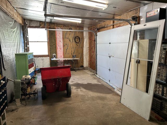 320 Williams Street, Perry, MI 48872