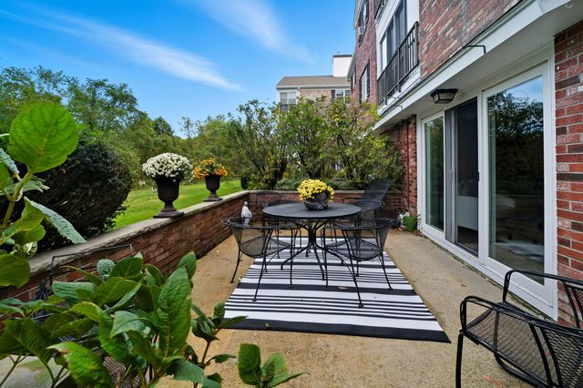 27 Highview Drive UNIT 27, Sandwich, MA 02563