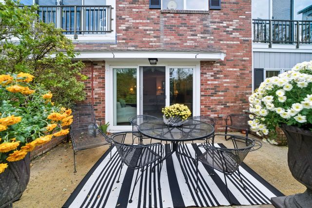 27 Highview Drive UNIT 27, Sandwich, MA 02563