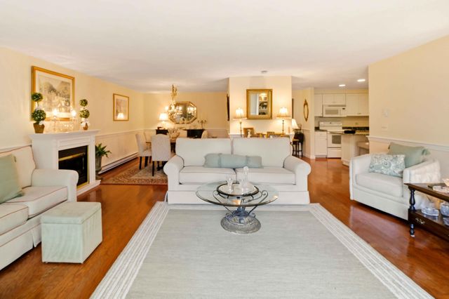 27 Highview Drive UNIT 27, Sandwich, MA 02563