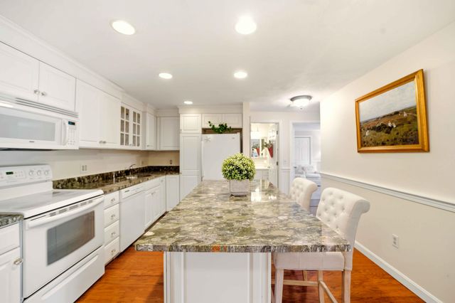 27 Highview Drive UNIT 27, Sandwich, MA 02563